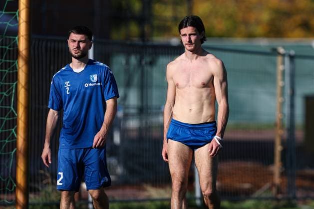 Jean Hugonet r ,1 FC Magdeburg,24 and Samuel Loric 1 FC Magdeburg,2 2 Soccer Bundesliga Season 2025 2026 Training 1 FC Magdeburg at the Avnet Arena in Magdeburg Soccer,Man,Men,Germany,13 10 2025