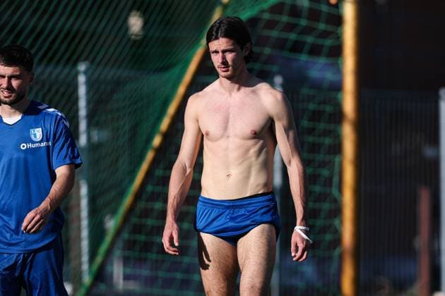 Jean Hugonet r ,1 FC Magdeburg,24 2 Soccer Bundesliga Season 2025 2026 Training 1 FC Magdeburg at the Avnet Arena in Magdeburg Soccer,Man,Men,Germany,13 10 2025
