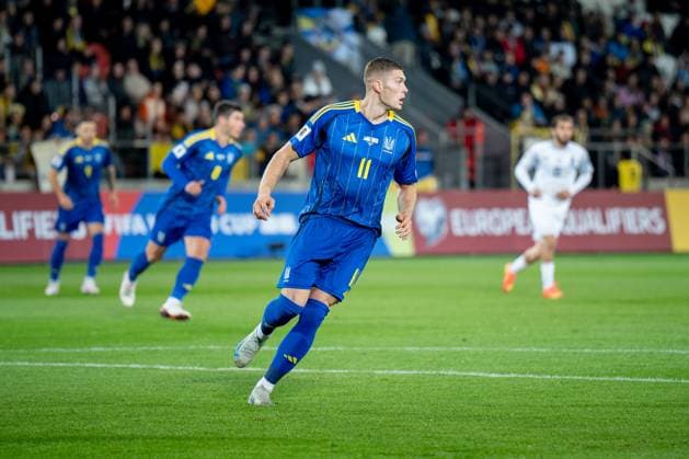 Ukraine V Azerbaijan - FIFA World Cup, WM, Weltmeisterschaft, Fussball 2026 European Qualifiers, Group D. Artem Dovbyk plays during the FIFA World Cup 2026 Qualifier match between Ukraine and Azerbaijan in Krakow, Poland, on October 13, 2025. This is a European Qualifiers Group D football game. Krakow Poland  Copyright: xMarcinxGolbax originalFilename:golba-ukrainev251013_npTN6.jpg