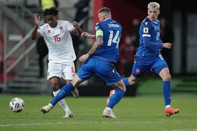 Football World Cup Qualification 2025 2026 13 10 2025, Football international match, international match, World Cup Qualification, 2025 2026, Group A, Slovakia, Trvana, City Arena, Slovakia SVK Luxembourg LUX vl Leandro Barreiro Luxembourg, Luxembourg, FLF 16 Milan Skriniar Slovakia, 14