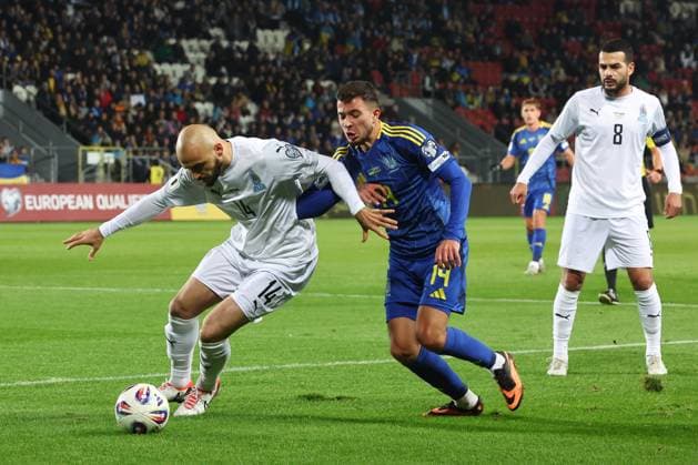World Cup European Qualifiers Match Ukraine - Azerbaijan Elvin Badalov, Nazar Voloshyn and Emin Makhmudov during the football World Cup European Qualifiers match Ukraine - Azerbaijan at Cracovia Stadium in Krakow, Poland on October 13, 2025. Krakow Poland  Copyright: xJakubxPorzyckix originalFilename:porzycki-worldcup251013_np4mN.jpg