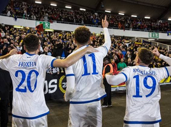 251013 Veldin HodÅ¾a, Fisnik Asllani and Lindon Emerllahu of Kosovo celebrate after the FIFA World Cup Qualifier football match between Sweden and Kosovo on October 13, 2025 in Gothenburg Photo Michael Erichsen BILDBYRAN COP 89 JM0741 bbeng fotboll football soccer fotball vm kval kval fifa world cup qualifier qualifier qualification sverige sweden sverige a kosovo jubel  Copyright: MICHAELxERICHSEN BB251013MI059