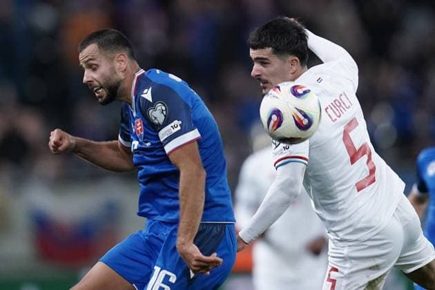 Soccer World Cup Qualification 2025 2026 13 10 2025, Soccer international match, international match, World Cup Qualification, 2025 2026, Group A, Slovakia, Trvana, City Arena, Slovakia SVK Luxembourg LUX vl David Hancko Slovakia, 16 Alessio Curci Luxembourg, Luxembourg, FLF 5