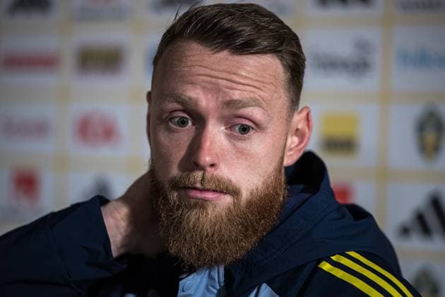 251013 Goalkeeper Viktor Johansson of Sweden in the mixed zone after the FIFA World Cup Qualifier football match between Sweden and Kosovo on October 13, 2025 in Gothenburg Photo Michael Erichsen BILDBYRAN COP 89 JM0741 bbeng fotboll football soccer fotball vm kval kval fifa world cup qualifier qualifier qualification sverige sweden sverige a kosovobbauto depp  Copyright: MICHAELxERICHSEN BB251013MI075