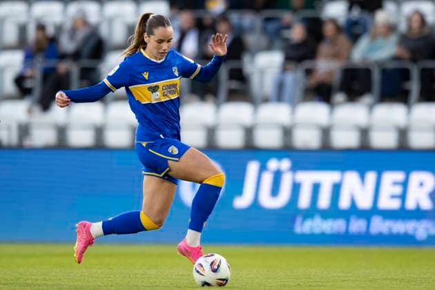Google Pixel Womens Bundesliga FC Carl Zeiss Jena vs 1 FC Nürnberg Jena 13 10 2025 Rieke Tietz 17 FC Carl Zeiss Jena Google Pixel Womens Bundesliga FC Carl Zeiss Jena vs 1 FC Nürnberg ad hoc arena at Ernst Abbe Sportfeld 13 10 2025 Copyright: xBEAUTIFULxSPORTS Duehringx