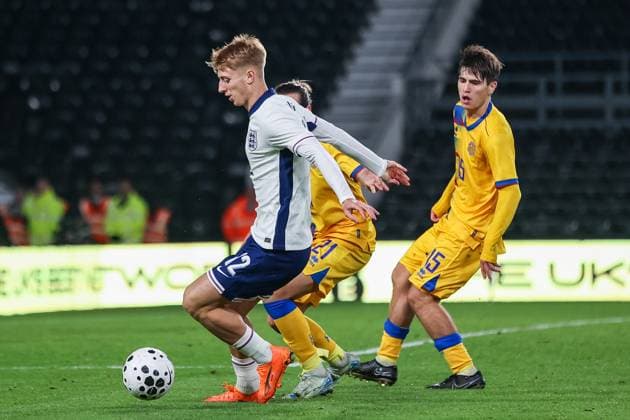 England v Andorra - 2027 UEFA European Under-21 Championship Qualifier Tom Watson of England attacks during the UEFA Under 21 Group D Qualifier match between England and Andorra at Pride Park in Derby, England, on October 13, 2025. Derby Derbyshire United Kingdom  Copyright: xMIxNewsx originalFilename:fletcher-englandv251013_npmur.jpg