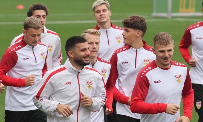 Stuttgart , Football training VfB Stuttgart , from left Deniz Undav Finn Jeltsch