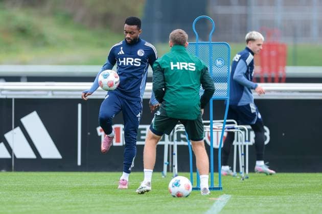 14 10 2025, Football, Season 2025 2026, Training FC Schalke 04, Moussa Sylla FC Schalke 04 , Gelsenkirchen Training ground FC Schalke 04 NRW Germany xRHR PHOTO YYx Copyright: RHR-FOTOx RHR-FOTO YY