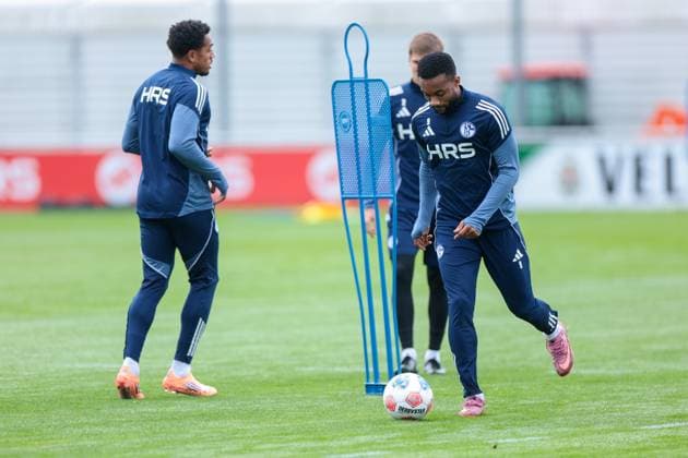 14 10 2025, Football, Season 2025 2026, Training FC Schalke 04, Moussa Sylla FC Schalke 04 , Gelsenkirchen Training ground FC Schalke 04 NRW Germany xRHR PHOTO YYx Copyright: RHR-FOTOx RHR-FOTO YY