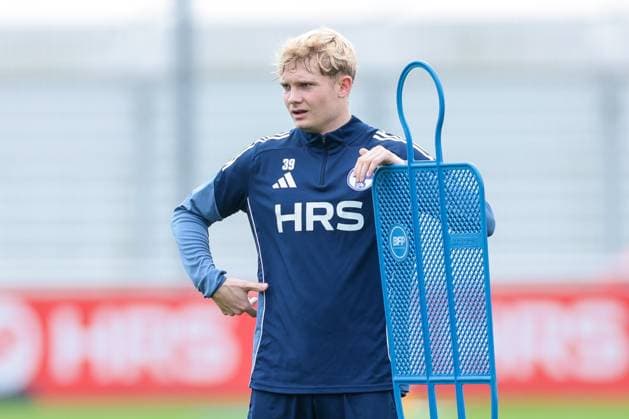 14 10 2025, Football, Season 2025 2026, Training FC Schalke 04, Peter Remmert FC Schalke 04 , Gelsenkirchen Training ground FC Schalke 04 NRW Germany xRHR PHOTO YYx Copyright: RHR-FOTOx RHR-FOTO YY