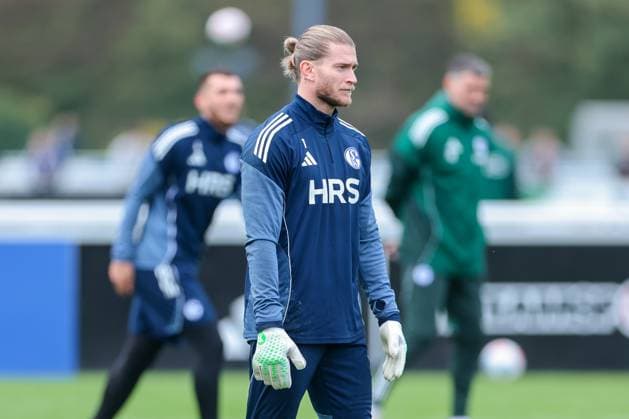 14 10 2025, Football, Season 2025 2026, Training FC Schalke 04, Goalkeeper Loris Karius FC Schalke 04 , Gelsenkirchen Training ground FC Schalke 04 NRW Germany xRHR PHOTO YYx Copyright: RHR-FOTOx RHR-FOTO YY