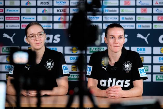 Gummersbach Handball Women Germany Media Call v li Nieke Kühne Kuehne Germany , Julia Maidhof Germany Gummersbach Schwalbe Arena Germany