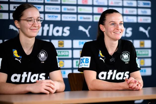 Gummersbach Handball Women Germany Media Call v li Nieke Kühne Kuehne Germany , Julia Maidhof Germany Gummersbach Schwalbe Arena Germany