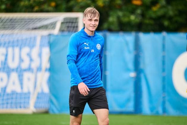 14 10 2025, Football, Men, 2 BL, Season 2025 2026, Training Holstein Kiel KSV Niklas Niehoff Kiel, Projensdorf Projensdorf, Training ground Schleswig Holstein Germany