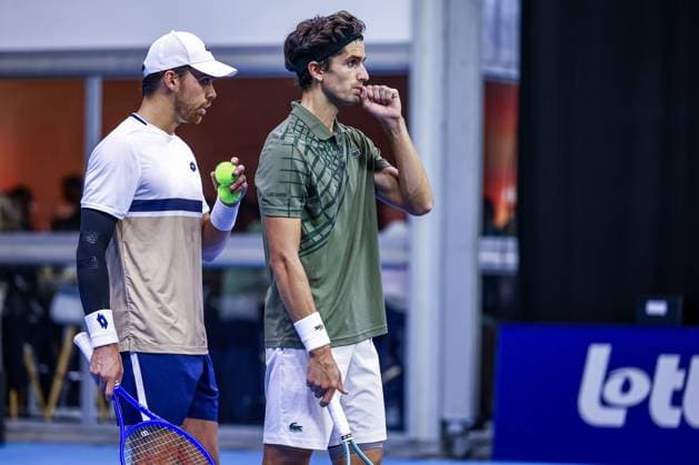 French Benjamin Bonzi and French Pierre-Hugues Herbert pictured during the European Open ATP, Tennis Herren tennis tournament in Brussels, on Tuesday 14 October 2025. This year s edition of the tournament is taking place from 12 to 19 October 2025. JASPERxJACOBS  x136800185x
