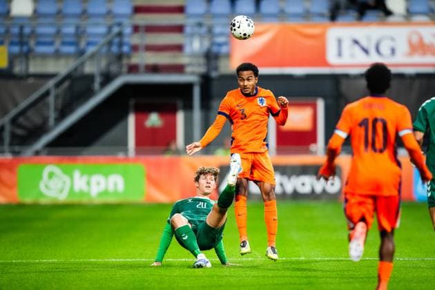 International friendlies: The Netherlands U21, U 21 v Lithuania U21 Emmen - Marvin Young of The Netherlands U21, Romualdas Jansonas of Lithuania U21 during the a friendly match. The match is set between The Netherlands U21 and Lithuania U21 at De Oude Meerdijk on 14 October 2025 in Emmen, The Netherlands. (VK Sportphoto Yannick Verhoeven) Copyright: xYannickxVerhoevenx