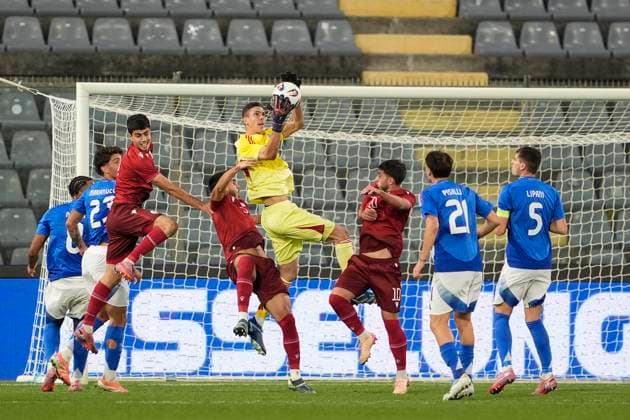 ItalyÕs Lorenzo Palmisani during the qualifying round for the 2027 UEFA European Under-21 Championship between Italy and Armenia (Group E - Day 5) at the ÒGiovanni ZiniÓ Stadium in Cremona, Italy - October 14, 2025. - Soccer  Copyright: xFabioxFerrari LaPressex