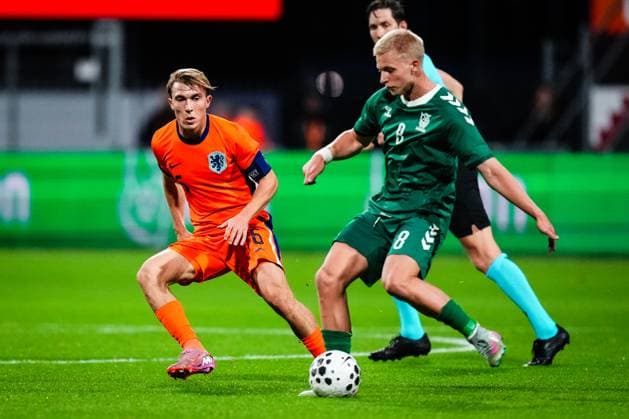 International friendlies: The Netherlands U21, U 21 v Lithuania U21 Emmen - Jorg Scheuders of The Netherlands U21, Darius Stankevicius of Lithuania U21 during the a friendly match. The match is set between The Netherlands U21 and Lithuania U21 at De Oude Meerdijk on 14 October 2025 in Emmen, The Netherlands. (VK Sportphoto Yannick Verhoeven) Copyright: xYannickxVerhoevenx