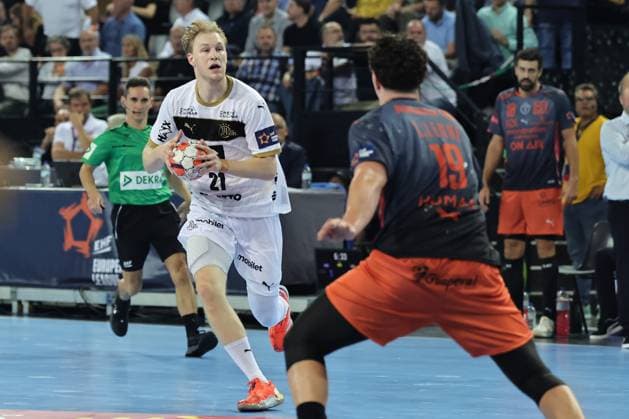 HANDBALL : Montpellier HB vs. THW Kiel - EHF - 14 10 2025 Eric JOHANSSON (THW K) lors du match Montpellier HB vs. THW Kiel de la compÃ tition EHF a l™Arena Sud de France, le 14 octobre 2025. MontpellierFrance  Copyright: xValentinaxClaretx