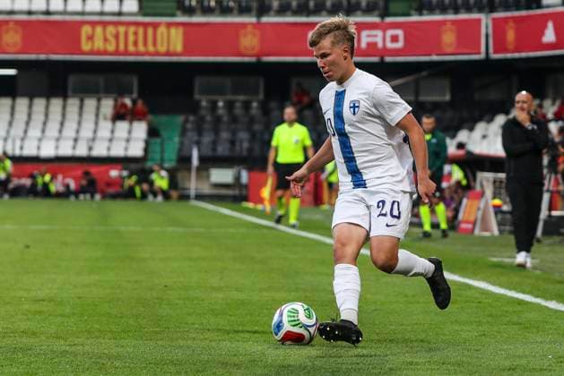 October 14, 2025, Castellon, Castellon, SPAIN: Otso Liimatta of Finlandia U21, U 21 in action during the UEFA EURO, EM, Europameisterschaft,Fussball U-21 qualitication, Group A, football match played between Spain U21 and Finland U21 at Skify Castalia stadium on October 14, 2025, in Castellon, Spain. Castellon SPAIN - ZUMAa181 20251014_zaa_a181_010 Copyright: xIvanxTerronx