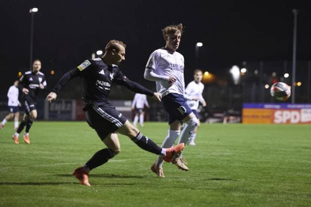 Lower Rhine Cup match SSVg Velbert 1 FC Bocholt FOR EDITORIAL PURPOSES ONLY p L R Paul Grave 1 FC Bocholt in a duel with Calvin Mockschan SSVg Velbert 02 during the Lower Rhine Cup match of SSVg Velbert 02 against 1 FC Bcholt on October 14, 2025 at IMS Arena in Velbert Germany NRW Velbert Copyright ChristofxKoepsel Copyright: ChristofxKoepsel doc82tiuls0bau14yqhp6ap ,EDITORIAL USE ONLY Copyright: ChristofxKoepsel