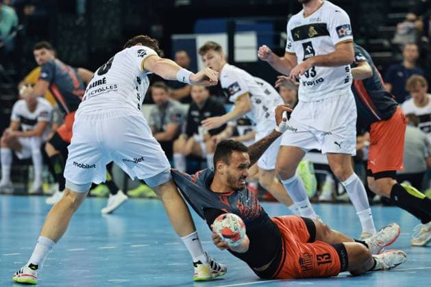 HANDBALL : Montpellier HB vs. THW Kiel - EHF - 14 10 2025 Rogerio MORAES FERREIRA of Montpellier lors du match Montpellier HB vs. THW Kiel de la compÃ tition EHF a l™Arena Sud de France, le 14 octobre 2025. MontpellierFrance  Copyright: xValentinaxClaretx