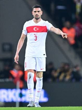 Turkiye v Georgia - 2026 FIFA World Cup, WM, Weltmeisterschaft, Fussball European Qualifiers KOCAELI, TURKIYE - OCTOBER 14: Merih Demiral (3) of Turkiye during 2026 FIFA World Cup European Qualifiers Group E football match between Turkiye and Georgia at Kocaeli Stadium in Kocaeli, Turkiye on October 14, 2025. Abdulhamid Hosbas Anadolu Kocaeli Turkey. Editorial use only. Please get in touch for any other usage.  Copyright: x2025xAnadoluxAbdulhamidxHosbasx