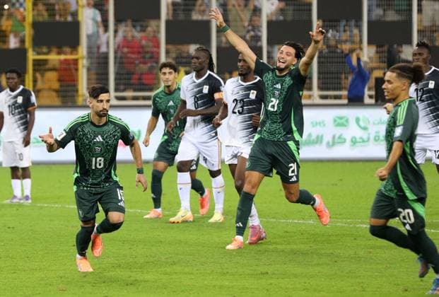 Algeria v Uganda - 2026 FIFA World Cup, WM, Weltmeisterschaft, Fussball Qualifier Algerian player Mohamed El Amine Amoura (L) celebrates his goal during the 2026 FIFA World Cup qualifying football match between Algeria and Uganda in Tizi Ouzou, Algeria, on October 14, 2025. TIZI ouzou Algeria  Copyright: xAPPx originalFilename:app-notitle251014_npEhN.jpg