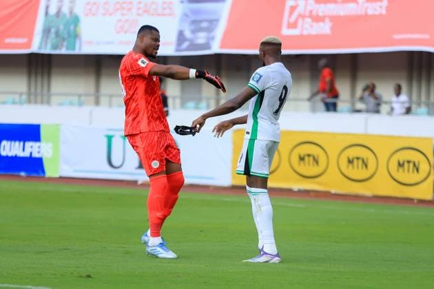 UYO, NIGERIA - OCTOBER 14: Victor Osimhen, Akor Adams and Stanley Nwabali of Nigeria during the 2026 FIFA World Cup, WM, Weltmeisterschaft, Fussball qualifier match between Super Eagles of Nigeria and Benin Republic at Godwill Akpabio Stadium on October 14, 2025 in Uyo, Nigeria. Photo by Nsidibe Akpan Copyright: xx