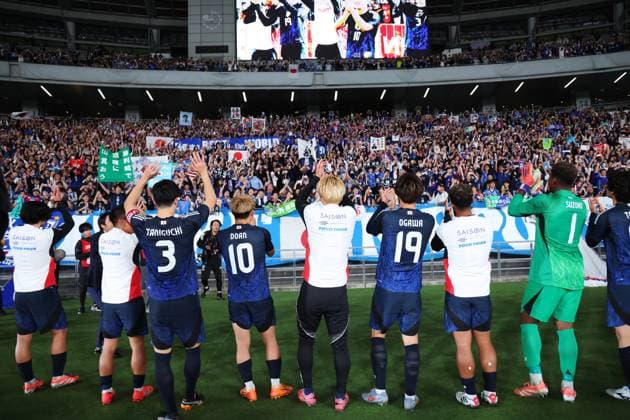 Japan team group, Mannschaftsbild, Totale Japan Fans (JPN), OCTOBER 14, 2025 - Football Soccer : KIRIN Challenge Cup 2025 match between Japan - Brazil at Tokyo Stadium in Tokyo, Japan. Noxthirdxpartyxsales  aflo_306939014