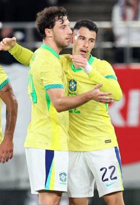 October 14, 2025, Tokyo, Japan - Brazil s Gabriel Martinelli (R) is celebrated by his teammate Fabricio Bruno (L) at the Kirin Challenge Cup football match at the Ajinomoto stadium in Tokyo on Tuesday, October 14, 2025. Brazil was defeated by Japan 2-3. (photo by Yoshio Tsunoda AFLO) Noxthirdxpartyxsales  aflo_306960852