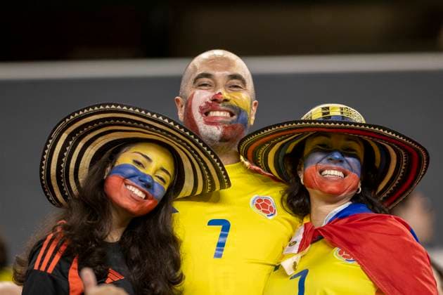 Colombian fans cheer ahead of a friendly match between Colombia and Canada at Red Bull Arena in New Jersey, United States, 14 October 2025. International Friendly, Länderspiel, Nationalmannschaft Colombia vs Canada !ACHTUNG: NUR REDAKTIONELLE NUTZUNG!  Copyright: xÁngelxColmenaresx AMDEP6434 20251015-55018224942_1