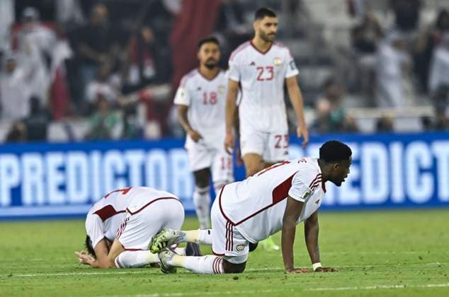 UQATAR v NITED ARAB EMIRATES-2026 FIFA World Cup, WM, Weltmeisterschaft, Fussball ASIAN QUALIFIER PLAYOFFS Players of United Arab Emirates appears dejected after the FIFA World Cup 2026 AFC Asian qualifiers playoffs group A match between Qatar and United Arab Emirates at Jassim Bin Hamad Stadium in Doha, Qatar, on October 14, 2025. DOHA Qatar Copyright: xNOUSHADx