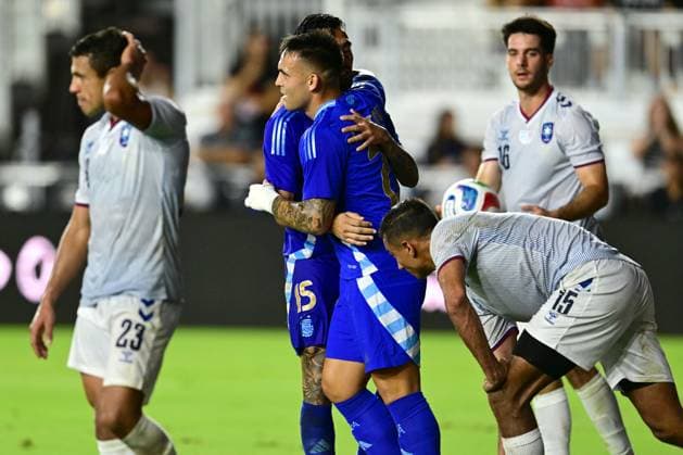 Lautaro Martínez (C) of Argentina celebrates a goal during a friendly match between Puerto Rico and Argentina at Chase Stadium in Fort Lauderdale, United States, 14 October 2025. International Friendly, Länderspiel, Nationalmannschaft Puerto Rico vs Argentina !ACHTUNG: NUR REDAKTIONELLE NUTZUNG!  Copyright: xGiorgioxVierax AMDEP6483 20251015-55018225164_1