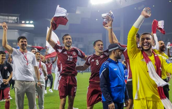 (251015) -- DOHA, Oct. 15, 2025 -- Players of Qatar celebrate after the FIFA World Cup, WM, Weltmeisterschaft, Fussball 2026 AFC Asian Qualifiers group A playoffs match between Qatar and United Arab Emirates in Doha, Qatar, Oct. 14, 2025. (Photo by Xinhua) (SP)QATAR-DOHA-FOOTBALL-PLAYOFFS ASIAN QUALIFIERS-FIFA WORLD CUP 2026-QATAR VS UNITED ARAB EMIRATES Nikku 