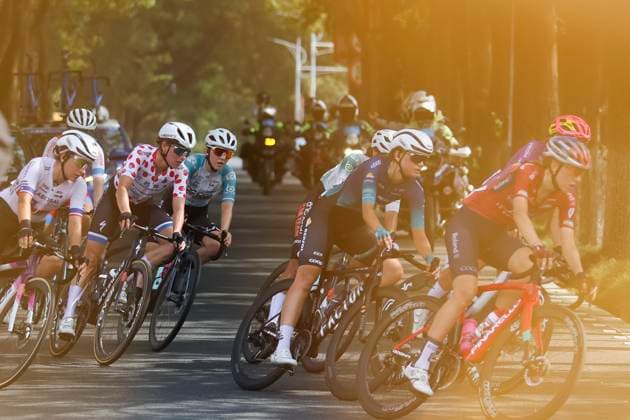 (251015) -- SHANGHAI, Oct. 15, 2025 -- Cyclists compete during the Stage 2 of the UCI Women s WorldTour Tour of Chongming Island Road cycling, Rad, Radsport, Strasse race in Shanghai, east China, Oct. 15, 2025. ) (SP)CHINA-SHANGHAI-CYCLING-UCI WOMEN S WORLDTOUR-TOUR OF CHONGMING ISLAND (CN) WangxXiang 