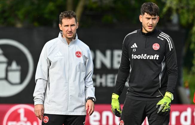 15 10 2025 Soccer 2 Soccer Bundesliga Season 2025 2026 1 FC Nürnberg Nuernberg FCN Club Training Sportfoto Zink xwoxzix Miroslav Miro Klose Coach 1 FC Nürnberg FCN Robin Lisewski 13, 1 FC Nürnberg FCN