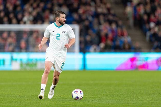 Tim Payne (2 New Zealand) controls the ball during the International Friendly, Länderspiel, Nationalmannschaft football match between Norway and New Zealand at Ullevaal Stadium in Oslo, Norway.  Copyright: xAnexFrosakerx xSPPx Sportspressphoto_SPR42929