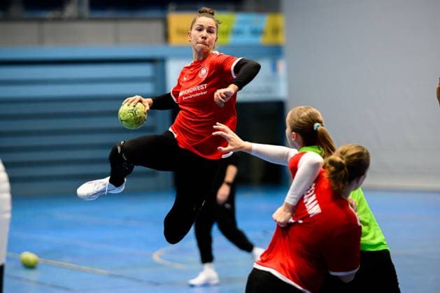 Gummersbach Handball Women Germany Training Emily Vogel Germany Gummersbach Schwalbe Arena Germany