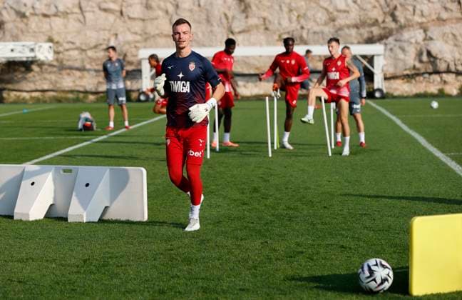 La Turbie, France October 14, 2025 AS Monaco Football Club team training Session at the Headquarter with Swiss German Goalkeeper Philipp François Koehn, Kohn, Köhn, Mandoga Media Germany AS Monaco Football Club team training at the Headquarter