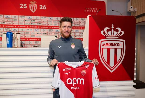 La Turbie, France October 14, 2025 AS Monaco Football Club Press Conference at the Headquarter with new Belgian Head Coach Sebastien Pocognoli Mandoga Media Germany AS Monaco Football Club team training at the Headquarter