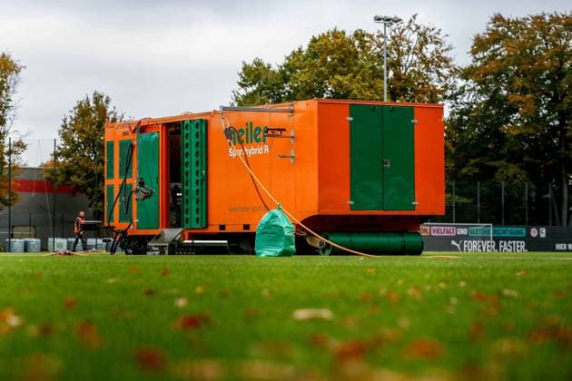 Heiler Sporthybrid R Hybrid turf machine lays turf Germany , Hamburg , Training ground at Kollaustrasse , Football , 1 Bundesliga , Training of FC St Pauli
