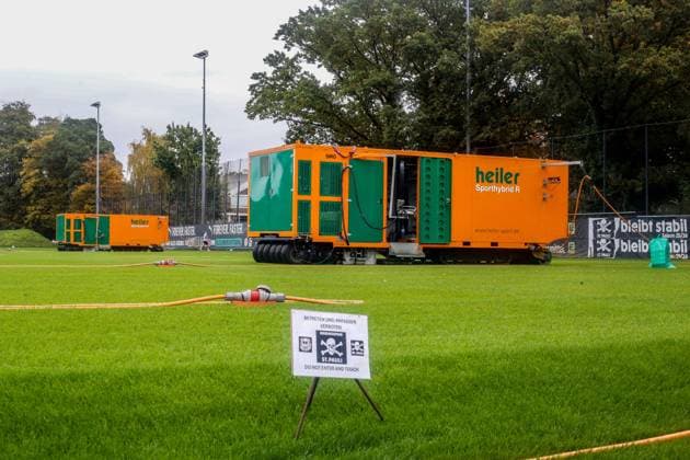 Heiler Sporthybrid R Hybrid turf machine lays turf Germany , Hamburg , Training ground at Kollaustrasse , Football , 1 Bundesliga , Training of FC St Pauli