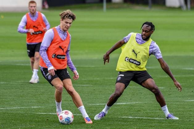 Jannik Robatsch Ricky Jade Jones Pauli Germany , Hamburg , Training ground at Kollaustrasse , Football , 1 Bundesliga , Training of FC St Pauli