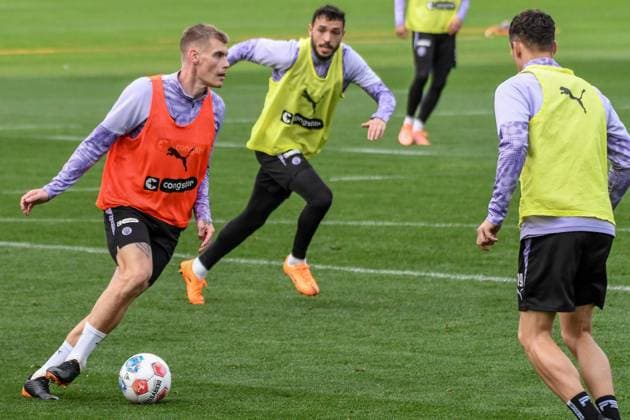 Eric Smith Mathias Pereira Lage Kaars Martijn Pauli Germany , Hamburg , Training ground at Kollaustrasse , Football , 1 Bundesliga , Training of FC St Pauli
