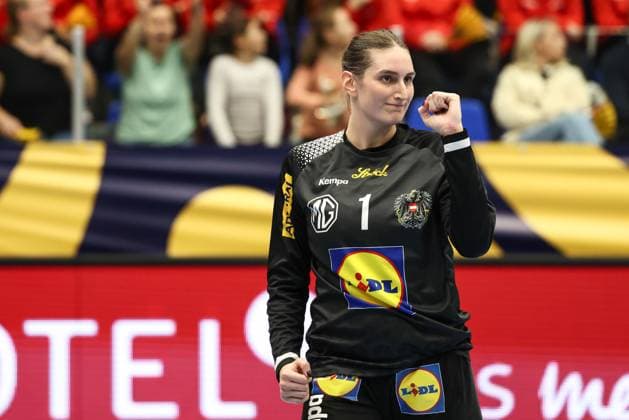 HANDBALL - EHF EURO Quali, AUT vs ISR MARIA ENZERSDORF,AUSTRIA,15.OCT.25 - HANDBALL - EHF Women s European Championship, EM, Europameisterschaft qualification, OEHB international match, Länderspiel, Nationalmannschaft Austria vs Israel. Image shows the rejoicing of Lena Ivancok (AUT).  GEPAxpictures xArminxRauthner