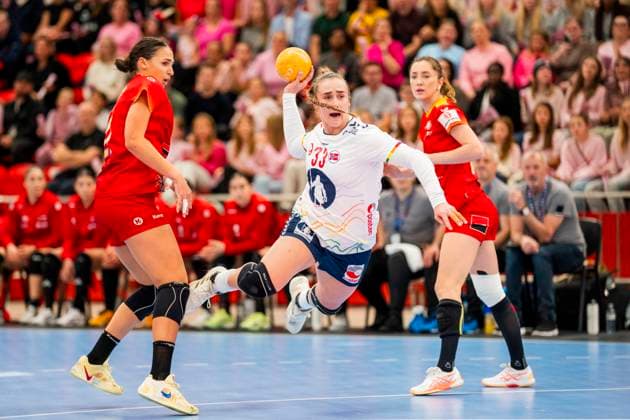 Handball, Women, EHF Euro Cup, Norway - Romania