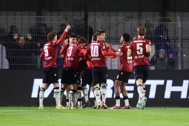 15 10 2025, Football, Men, Regionalliga Nord, Matchday 8, BSV Kickers Emden Hannover 96 II Goal celebration for 0 1 by Rafael Martins Marques 25 Hannover 96 II