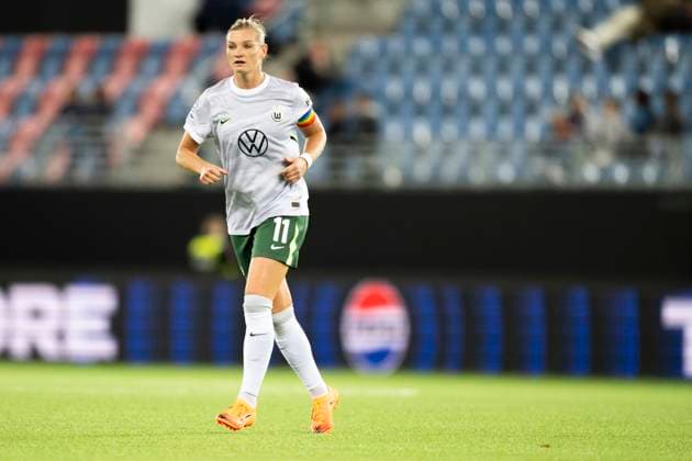Football Women s Champions League, 2nd round Valerenga Wolfsburg Oslo 20251015 Wolfsburg s Alexandra Popp during the Champions League football match between Valerenga and Wolfsburg at Intility Arena Photo Annika Byrde NTB Oslo Norway EDITORIAL USE ONLY RESTRICTED USE FOR BETTING COMPANIES  Copyright: xAnnikaxByrdex xNTBx