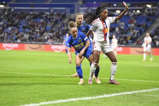 Football : UEFA Women s Champions League - Olympique Lyonnais F v Saint POLTEN F Ashley Lawrence OF lYON during the UEFA Women s Champions League, football match between Olympique Lyonnais and Saint POLTEN on 15 October 2025 at Groupama stadium in Decines-Charpieu Lyon, France  Copyright: xMourad_ALLILIx